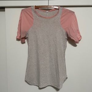 Lululemon baseball tee size 6